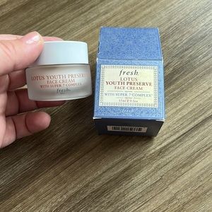 fresh Lotus Youth Preserve Face Cream Super 7 Complex